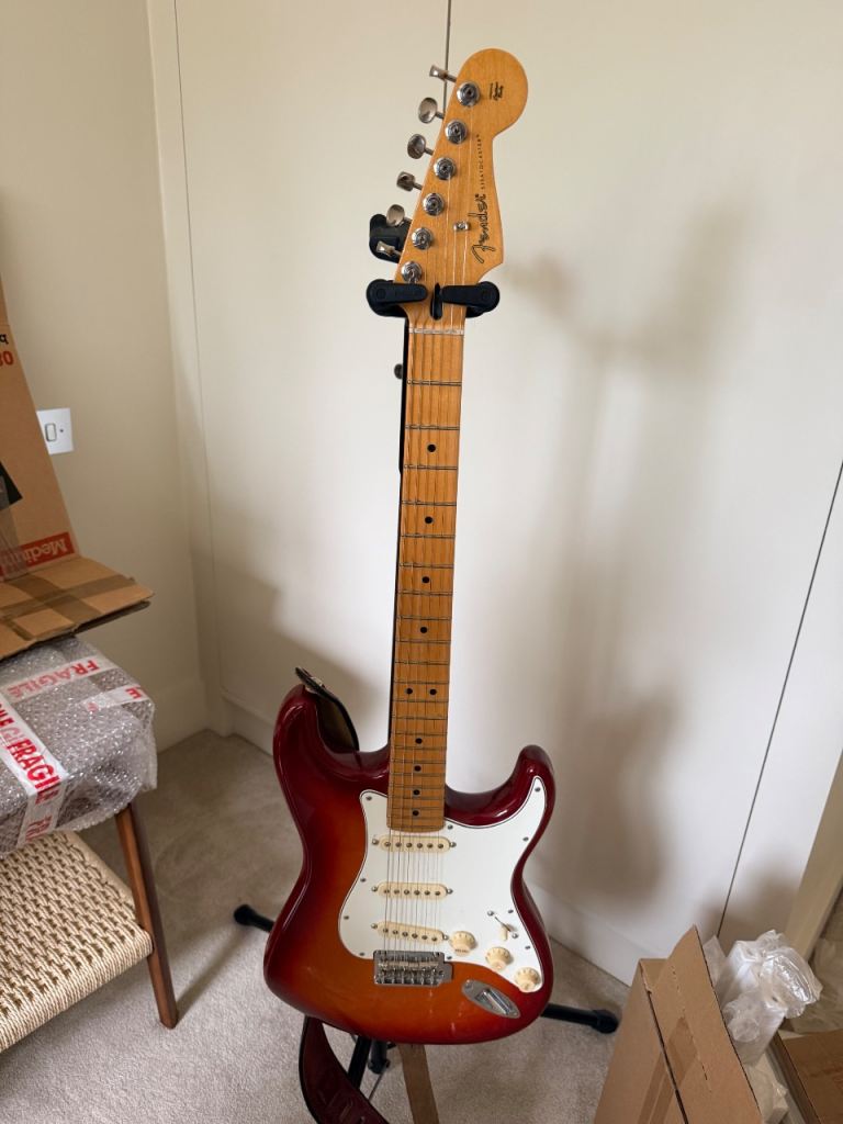 Fender Stratocaster Electric Guitar with Hard Case - Red Sunburst, Good Condition