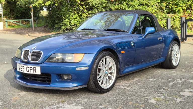 BMW Z3 2.8i WIDE BODY A RARE CAR IN GREAT CONDITION GOING UP IN VALUE