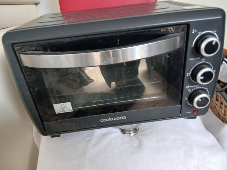 "Cookworks " mobile oven 