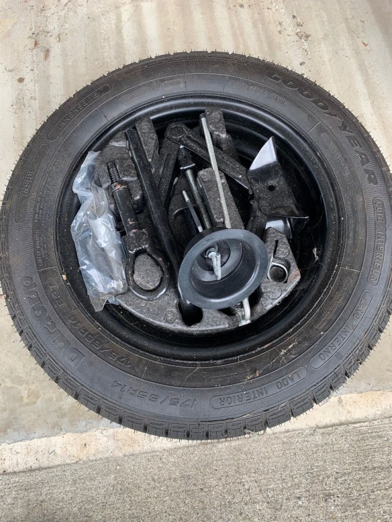 Ford Fiesta spare wheel kit