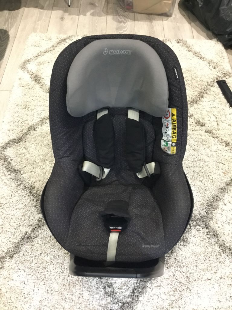 Maxi-Cosi 2 Way Pearl i Size Birth To Infant 4 Years Isofix Base ...
