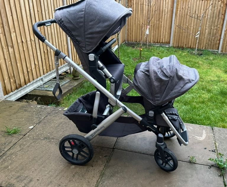 UPPAbaby Vista Pram – Double seats, Good Condition 