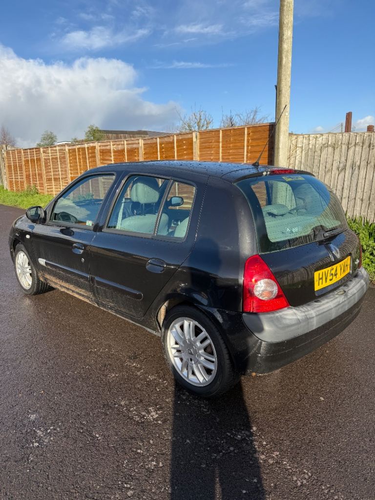 Renault, CLIO, AUTOMATIC 5 door hatch VERY low miles