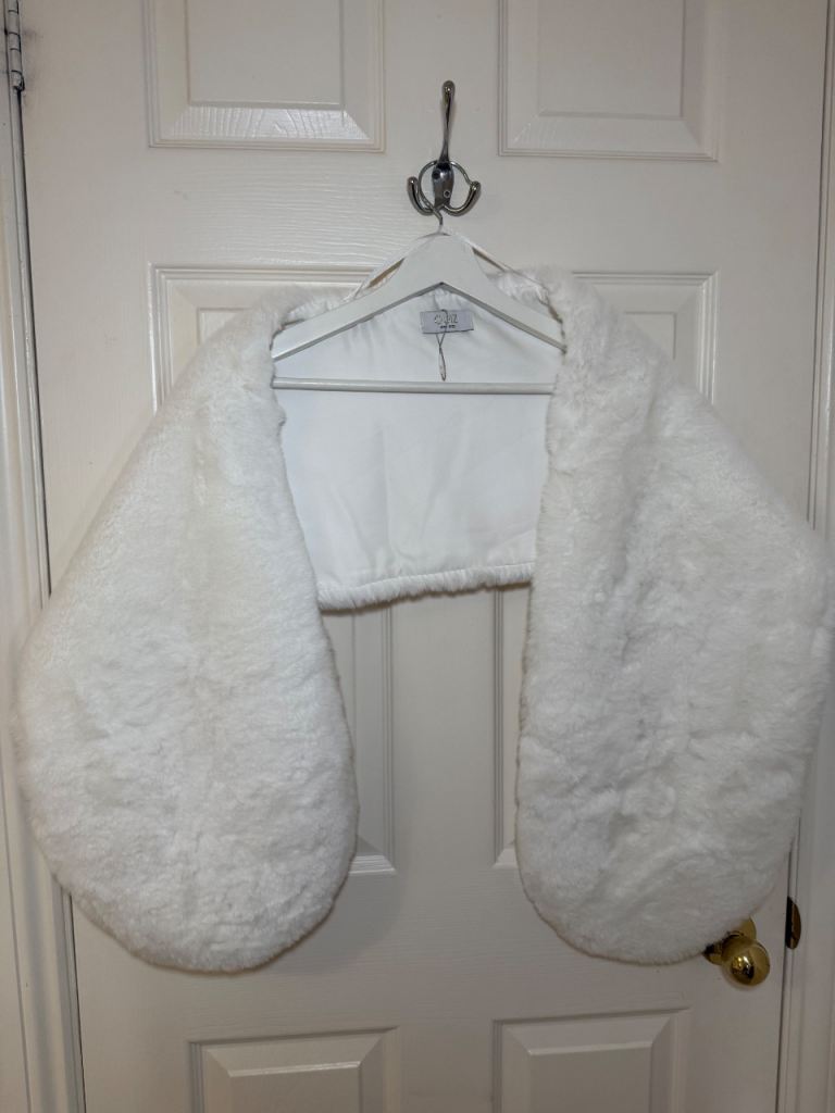 image for Faux fur wrap/throw