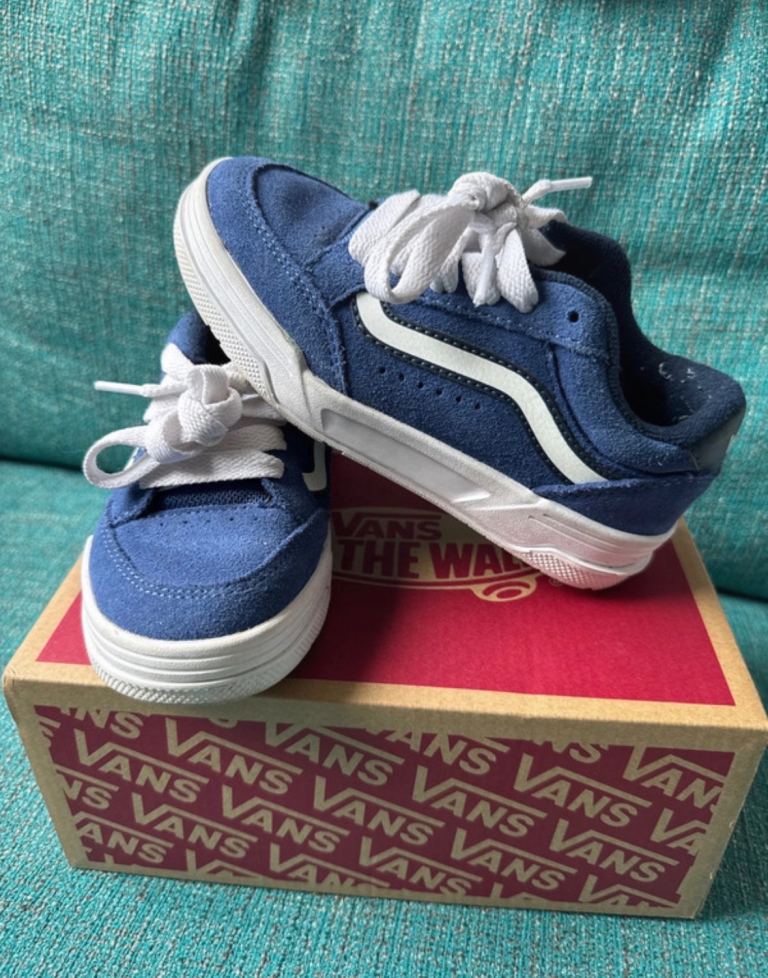 Vans Hylane Navy Suede Size UK11.5