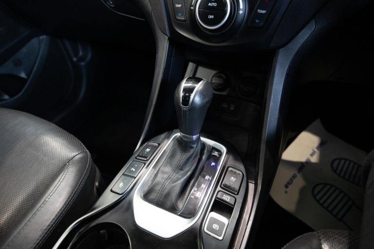 2016 Hyundai Santa Fe 2.2 CRDi Blue Drive Wiggins Edition SUV 5dr Diesel Auto 4WD Euro 6 (s/s) (7...