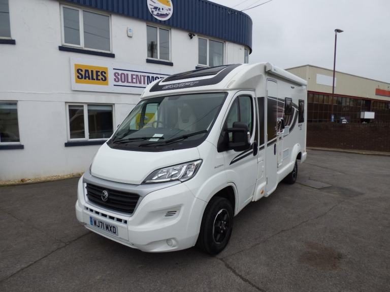 Swift Escape Compact C404 Motorhome DIESEL MANUAL 2021/71