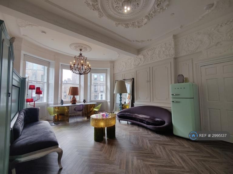 1 bedroom flat in North Castle Street, Edinburgh, EH2 (1 bed) (#2995137)