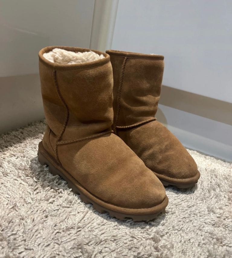image for Ugg boots