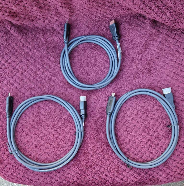 3x Extron HDMI to usb-c ultra definition cables
