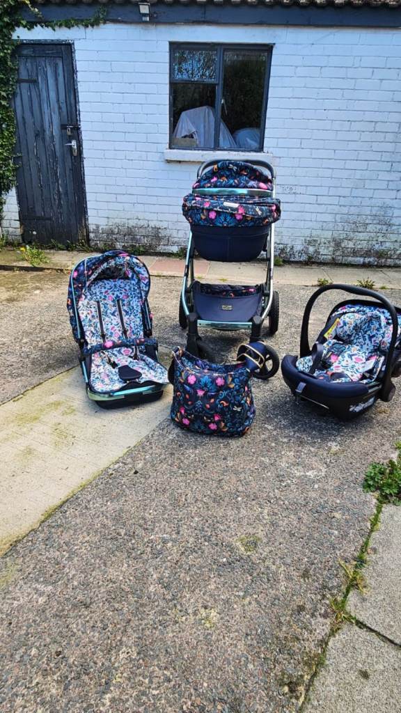 Cosatto pram