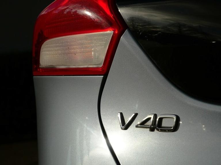 2016 Volvo V40 Cross Country 2.0 T5 Pro Hatchback 5dr Petrol Auto AWD Euro 6 (s/s) (245 ps) Hatch...