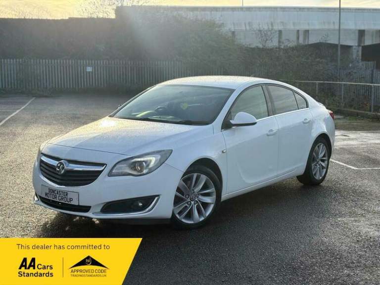 2015 Vauxhall Insignia 2.0 CDTi SRi Nav Auto Euro 5 5dr HATCHBACK Diesel Automatic