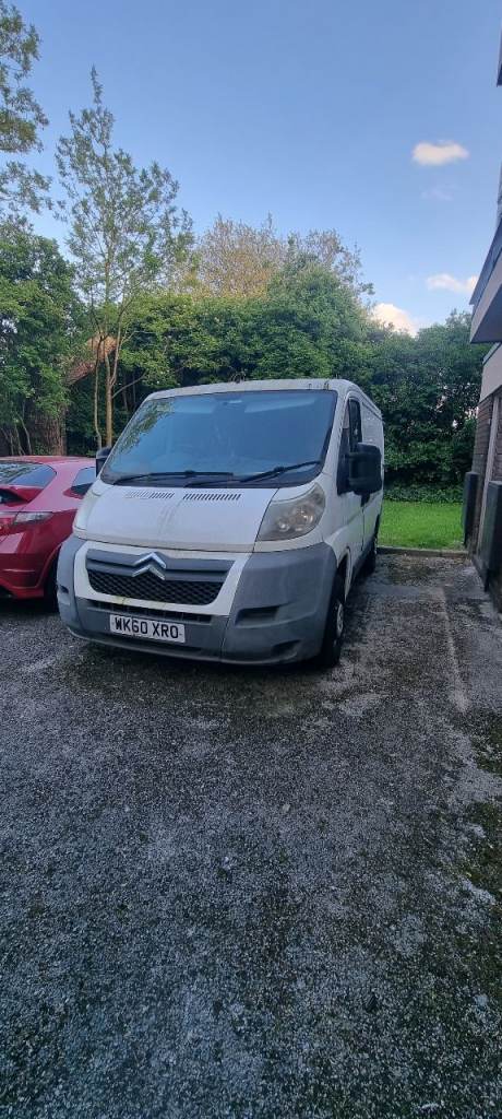 2010 citreon relay 2.2d tdi full 1 year MOT 