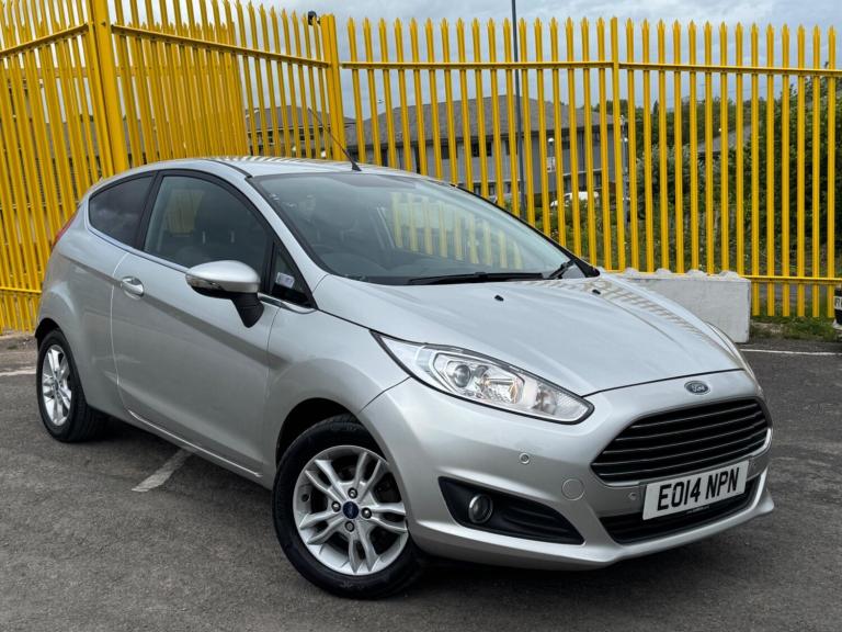 2014 Ford Fiesta 1.25 Zetec Euro 5 3dr HATCHBACK Petrol Manual
