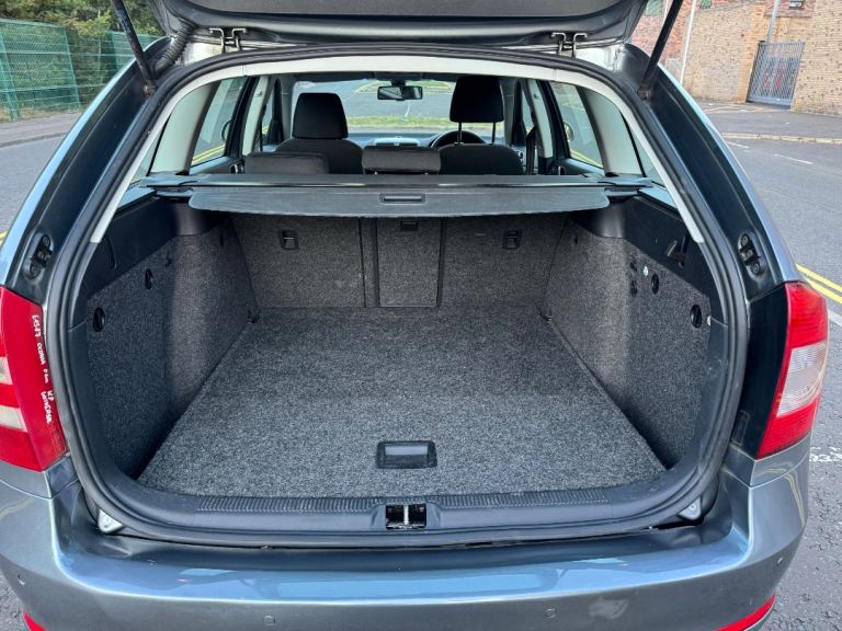 Skoda, OCTAVIA, Estate, 2012, Semi-Auto, 1390 (cc), 5 doors