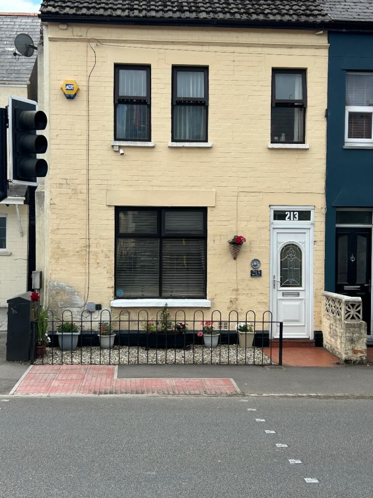 Room to Let 