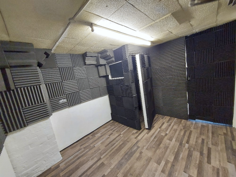 Music Production Studios – 24/7 Access – Wembley – From £395 PCM
