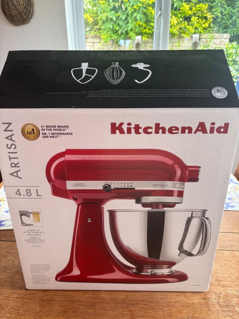 4.8l Red Kitchen Aid stand mixer BRAND NEW