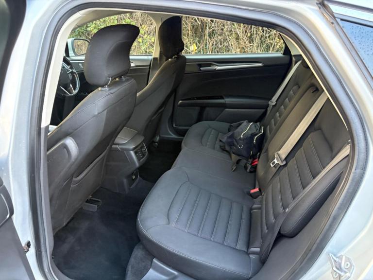 2015 Ford Mondeo 2.0 TDCi ECOnetic Zetec Euro 6 (s/s) 5dr Diesel