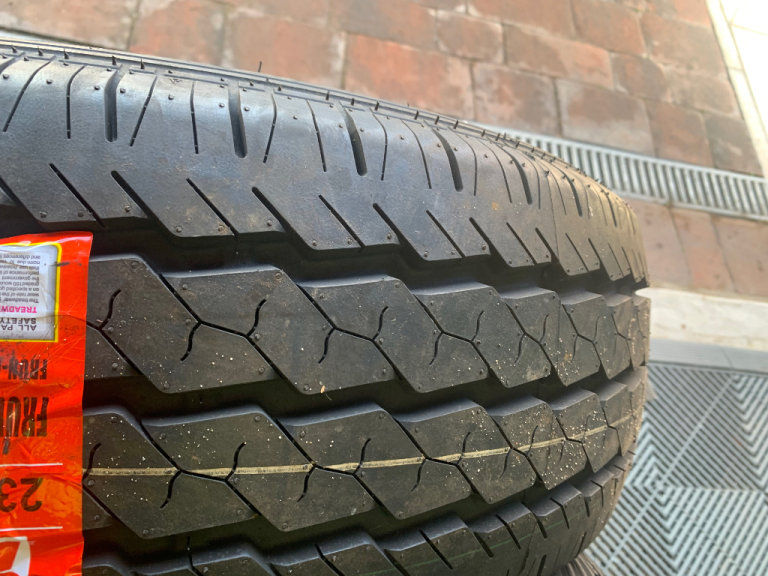 Fullrun Van Tyre 235/65R 16C 115/113T 