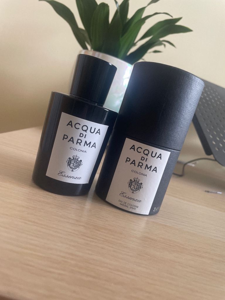 Acqua Di Parma Colonia Essenza 100ml (slightly used but not a lot)