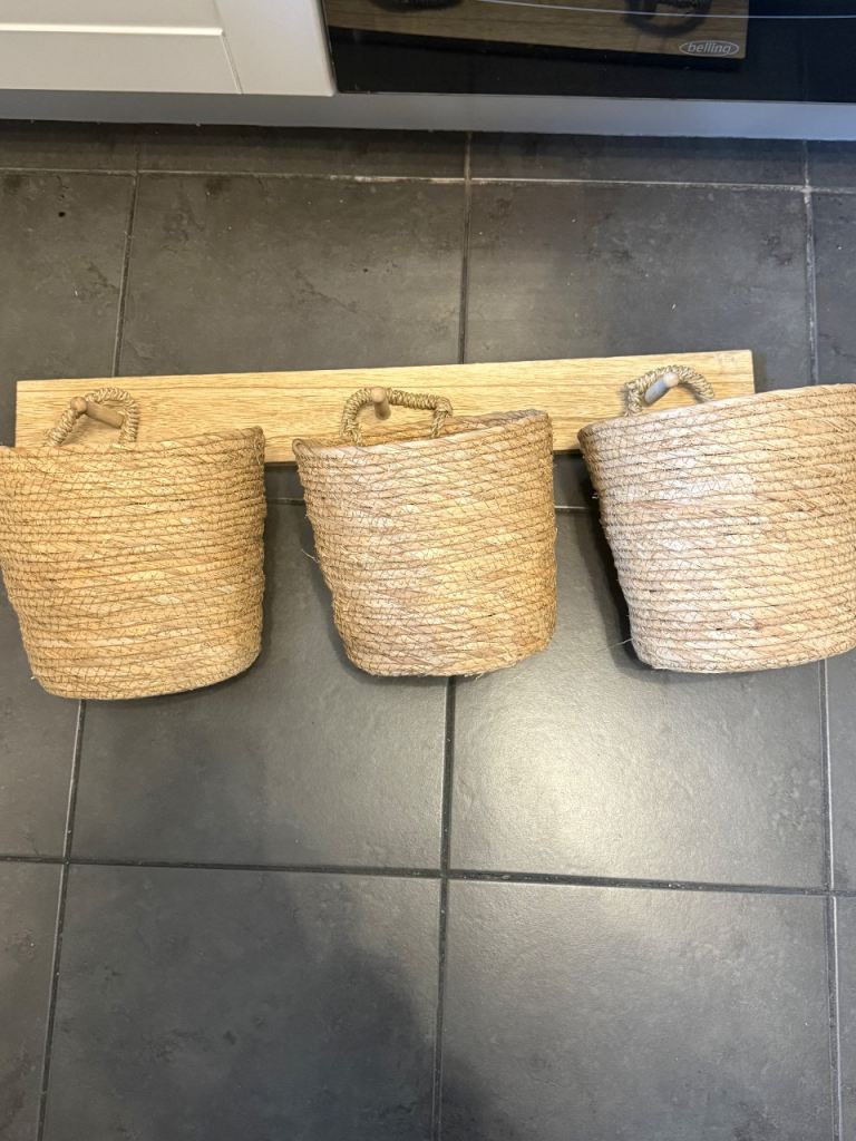 New Next Hanging Storage Baskets – Rattan Style