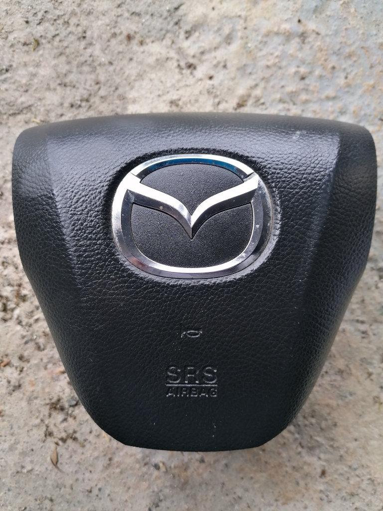 Mazda 6 airbag