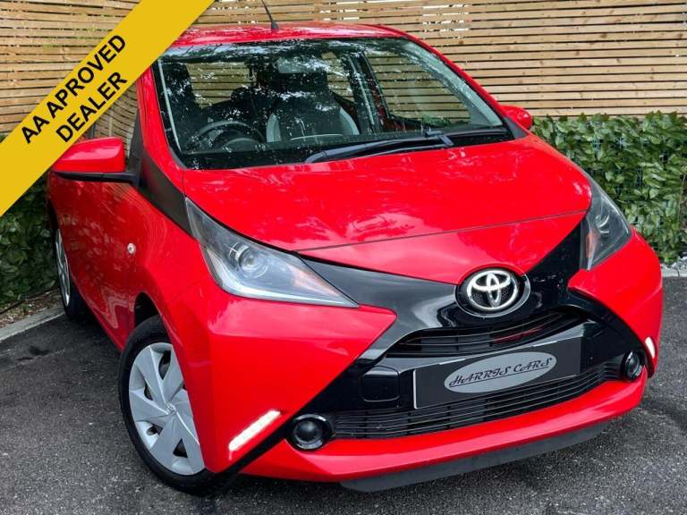  Toyota AYGO 1.0 VVT-i x-play Hatchback 5dr Petrol Manual Euro 6 (68 ps) 12 MONTHS AA, F Petrol M...