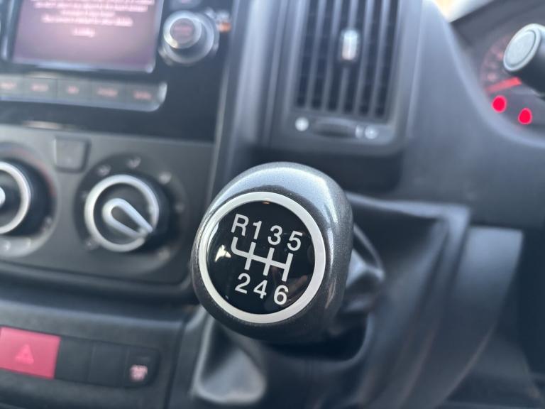 PEUGEOT BOXER 2.2 BlueHDi 335 Built for Business 2020