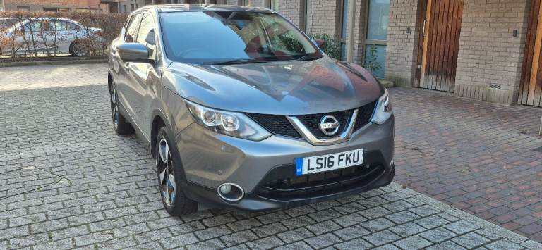 2016 Nissan Qashqai N-Connecta LOW MILEAGE, FULL SERVICE HISTORY