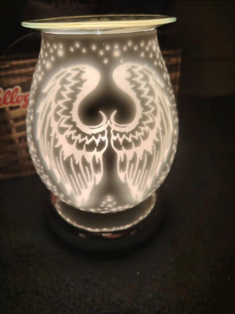 Kizrma Electric Wax Melt Warmer 16cm – Angel Wings Design