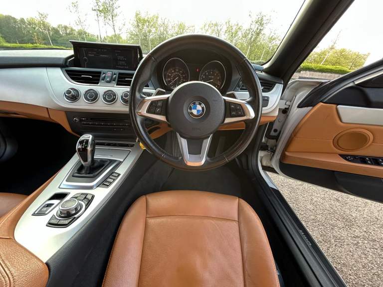 BMW, Z4, Convertible, 2016, Semi-Auto, 1997 (cc), 2 doors
