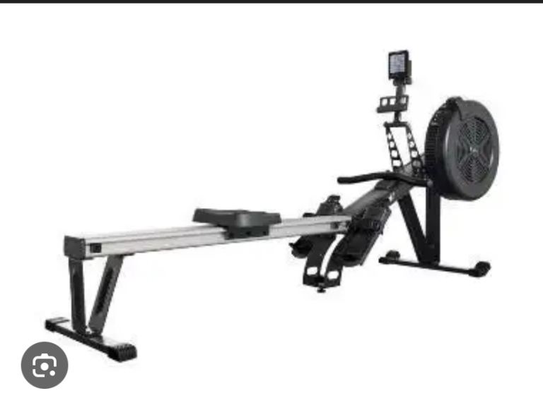 Rowing machine - hardly used