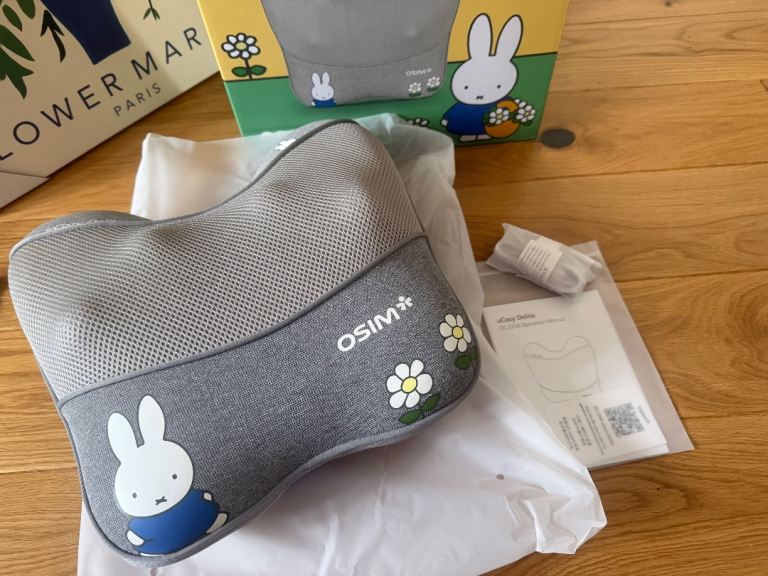 OSIM uCozy Delite Upper Body Massager Miffy limited edition