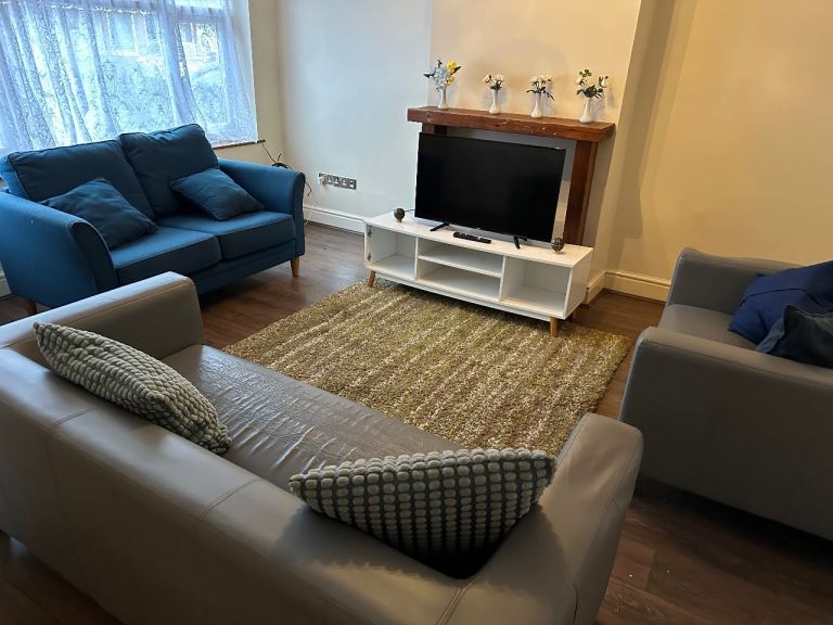 2Bedroom House To Let At WS10 8PW - Unfurnished