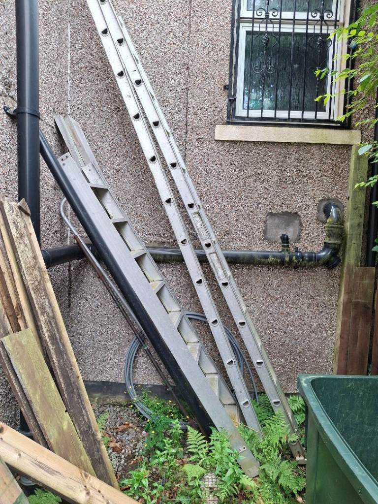 Aluminium Extension Ladders – Fair Condition, £10.00 for Sale