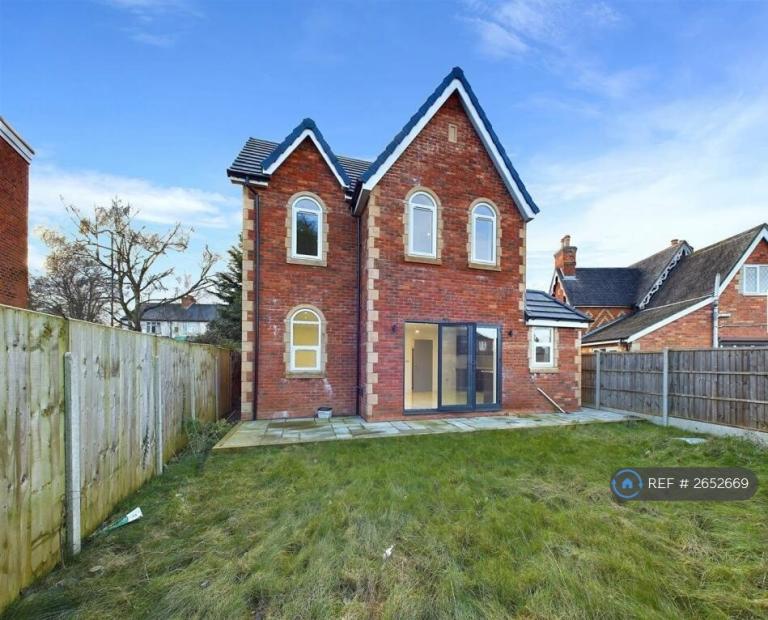 4 bedroom house in Hillmorton Road, Rugby, CV22 (4 bed) (#2652669)