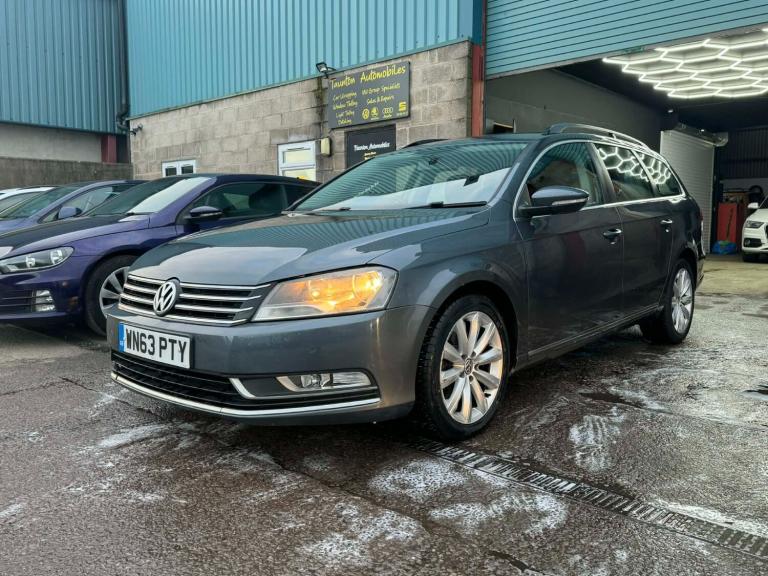 2013 Volkswagen Passat 2.0 TDI Bluemotion Tech Highline 5dr DSG ESTATE Diesel Automatic