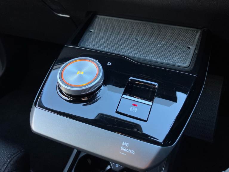 2024 MG MG4 150kW Trophy EV Long Range 64kWh 5dr Auto Hatchback ELECTRIC Automatic