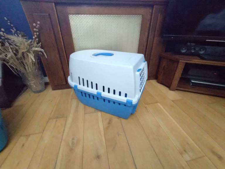 Cat & Small Dog Pet Carrier Basket