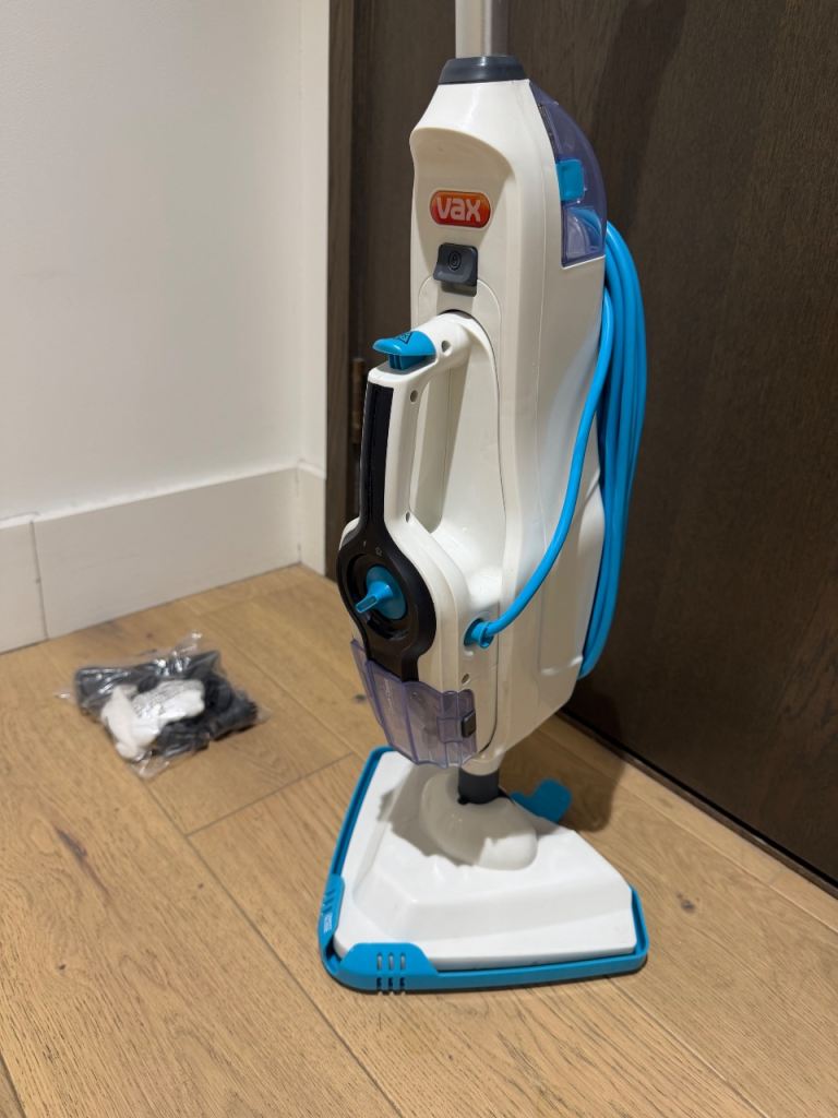 VAX Steam Fresh Combi Classic Steam Cleaner