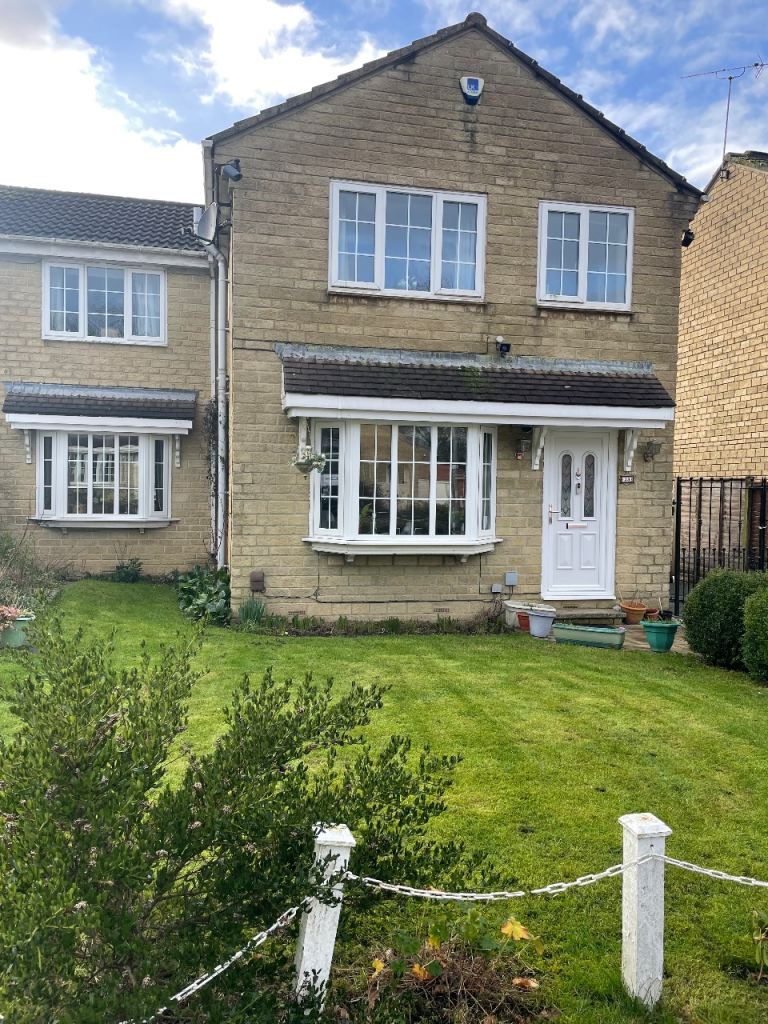4 Bed Detached House in Shadwell. Leeds 17
