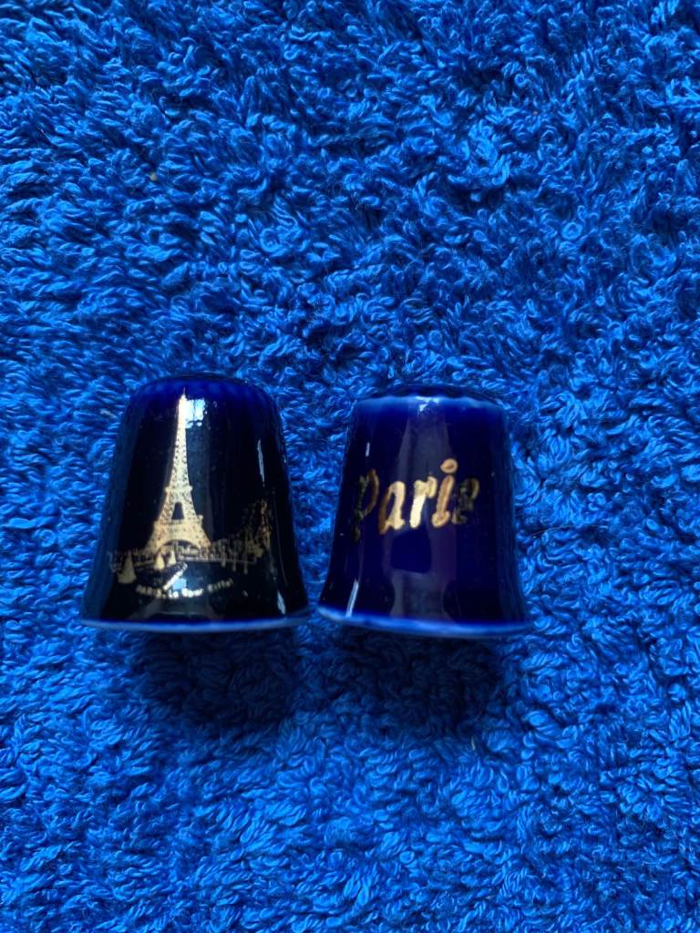 2 x Navy Gold Paris Thimbles IP1