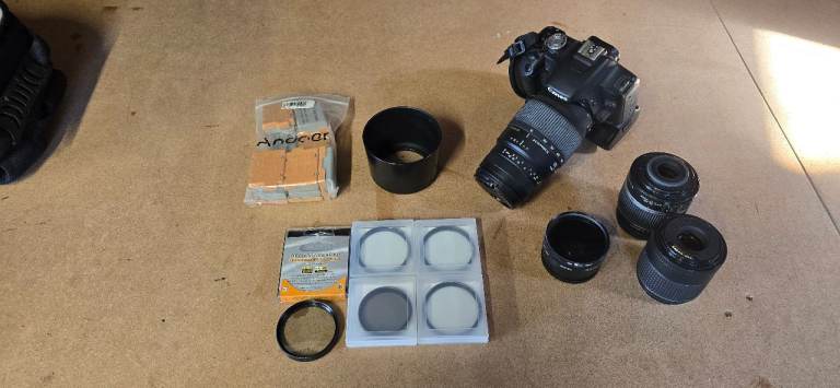 Canon E05 500D with Accessories 