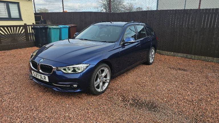BMW 318i Touring Estate 2017.