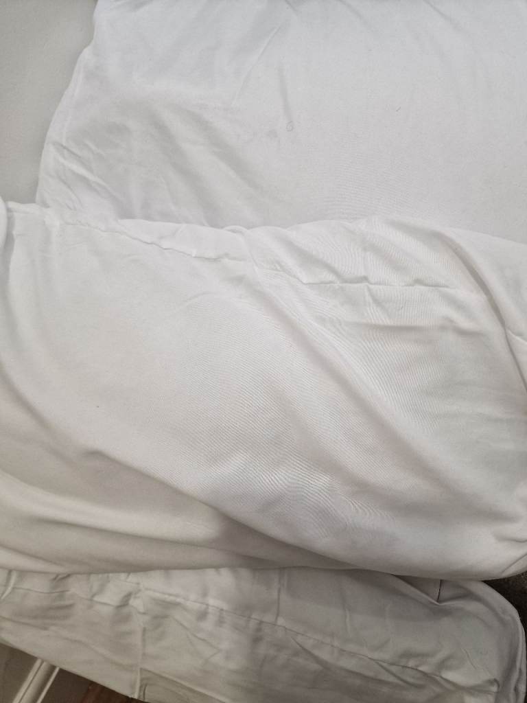 Free Pillows - Bensons for Beds