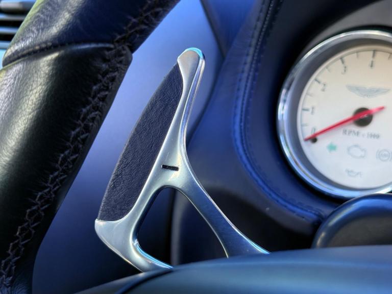 2004 Aston Martin Vanquish 5.9 Coupe 2dr Petrol Manual (396 g/km, 460 bhp) COUPE Petrol Manual