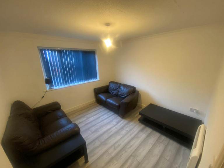 Spacious 1 bed flat to let 