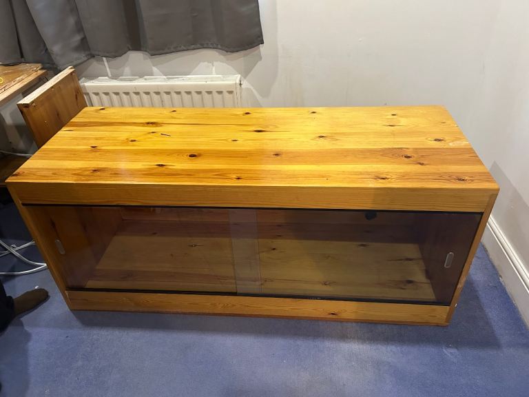 Large solid pine vivarium